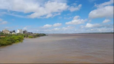 Río Uruguay, Saliendo de Uruguaiana