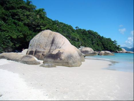 Playa en la Isla de Campeche, Florianópolis